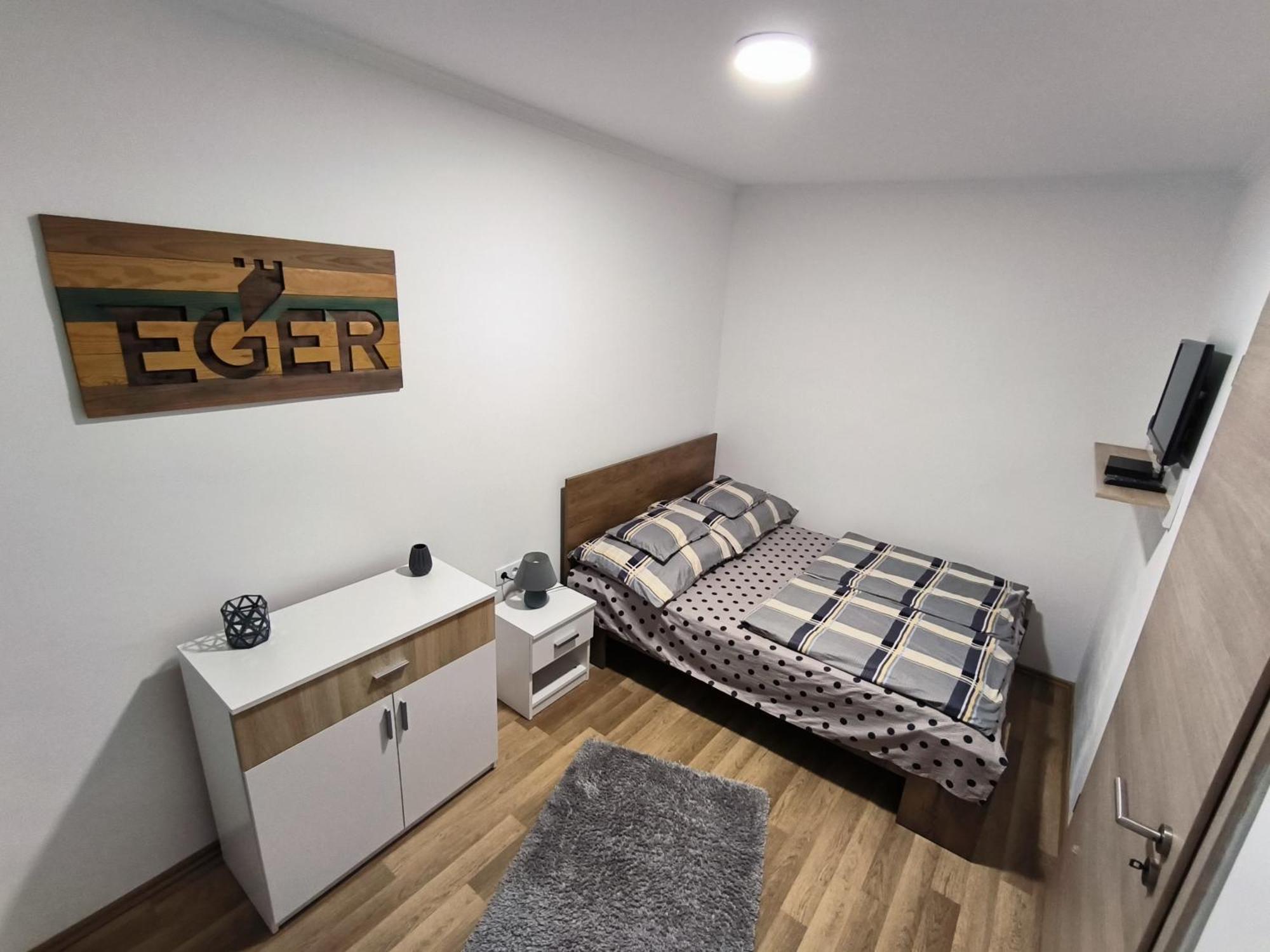 Agria Residence เอ็กเกอร์ ภายนอก รูปภาพ