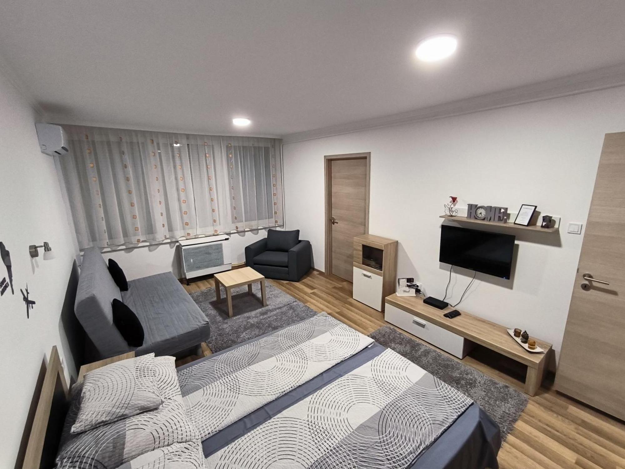 Agria Residence เอ็กเกอร์ ภายนอก รูปภาพ